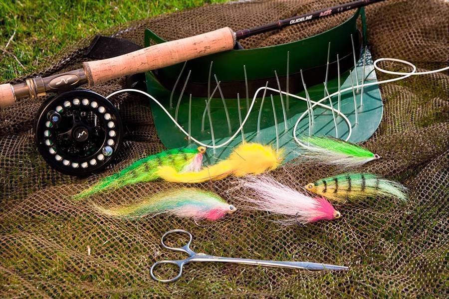 Снасти, снаряжение и приманки для летней рыбалки