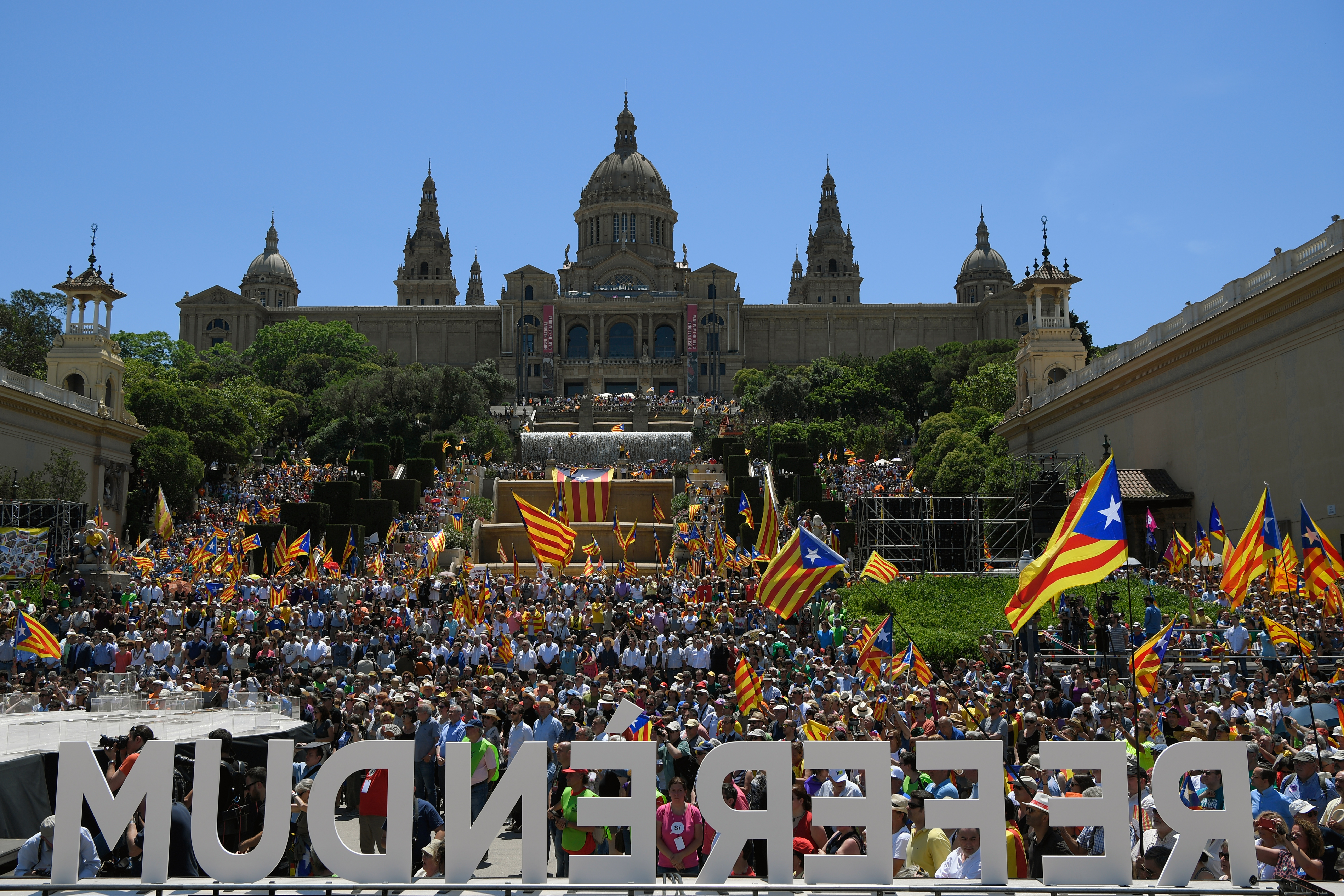 Политика сдержанности: что означает для каталонии победа на парламентских выборах сторонников независимости