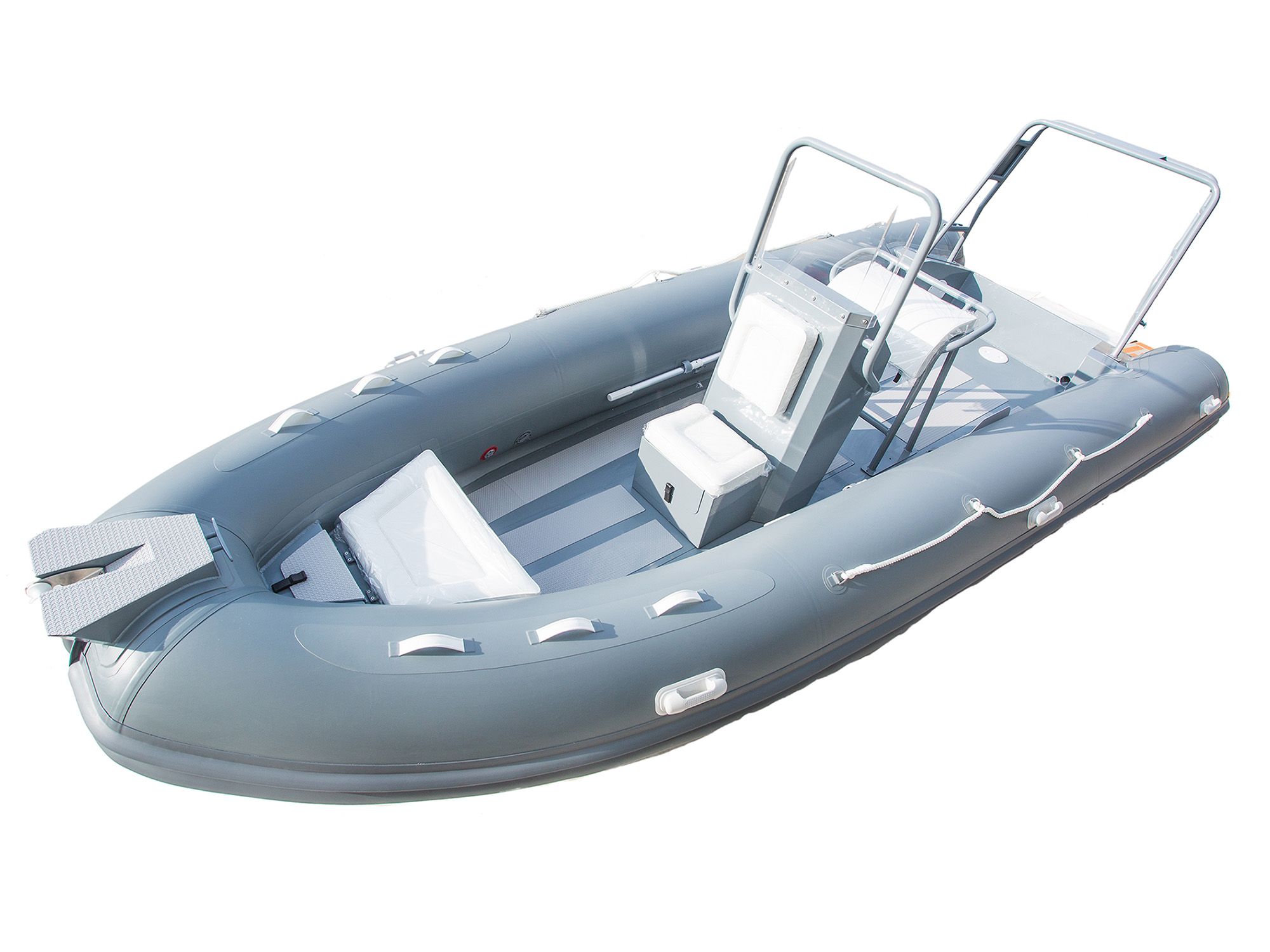 Преимущества моделей надувных лодок с пластиковым дном