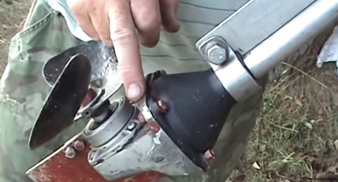 Лодочный мотор из триммера - как сделать своими руками, инструкция по переделке