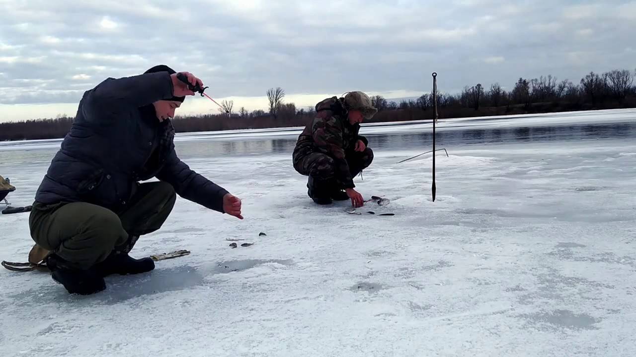 Ловля по первому льду – рыбалка онлайн ???? prorybu.ru