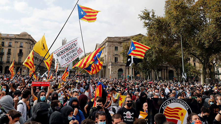 Испанские сми. Референдумы Каталонии и Шотландии. Каталонский кризис. Каталония независимость. Женералитат Каталонии.
