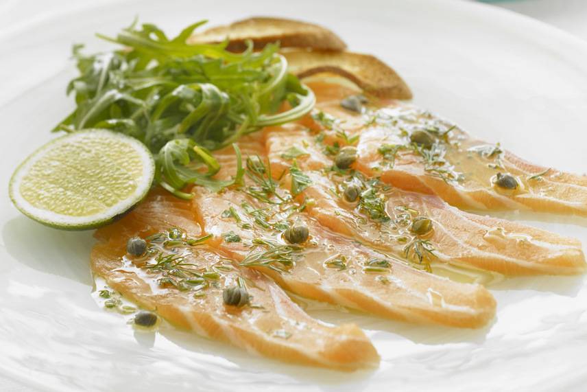 Брускетта с лососем: 4 изысканных и аппетитных рецепта