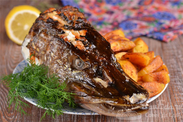 Вкусная классическая уха из рыбы: рецепты из ерша, карпа, окуня, головы и хвоста, красной рыбы