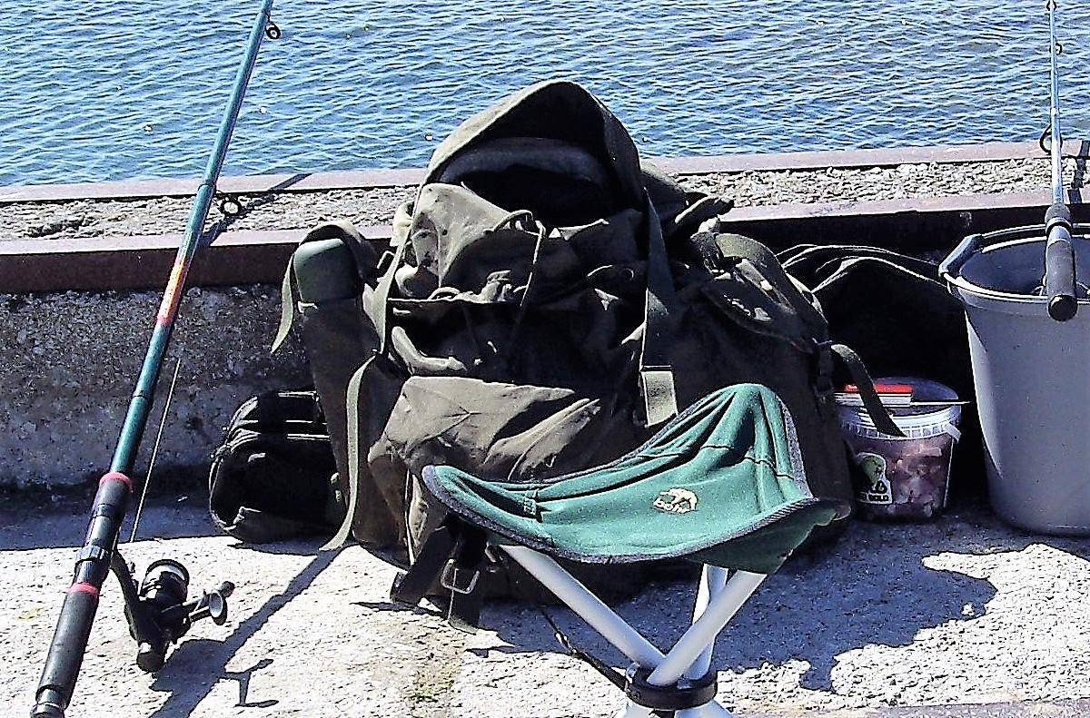 Что нужно взять с собой на рыбалку? список из 11 важных вещей на рыбалке