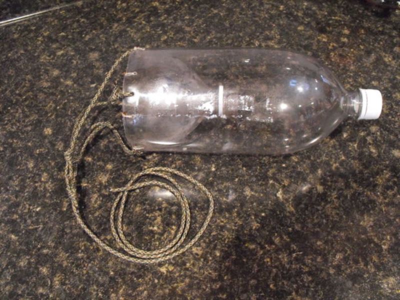 Ловля живца на пластиковую бутылку
